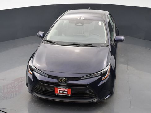 Used 2025 Toyota Corolla LE w/ LE Premium Package image 23