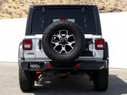 Used 2022 Jeep Wrangler Unlimited Rubicon AWD/4WD image 6