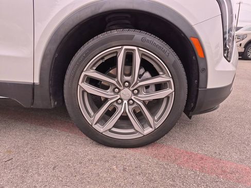 Used 2023 Cadillac XT4 Sport w/ Enhanced Visibility Package FWD image 14