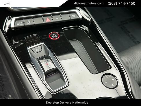 Used 2023 Audi e-tron GT Premium Plus w/ Performance Package image 34