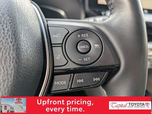 Used 2023 Toyota Venza Limited image 20