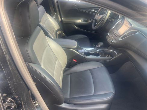 Used 2024 Chevrolet Malibu LT image 36