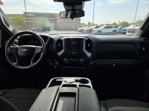 Certified 2024 Chevrolet Silverado 1500 Custom AWD/4WD image 17