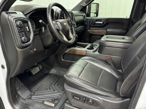 Used 2021 Chevrolet Silverado 2500 High Country w/ Z71 Off-Road Package AWD/4WD image 10