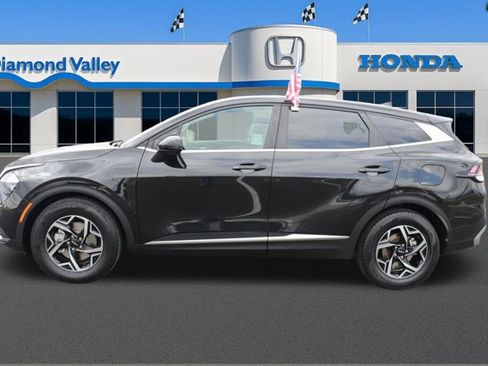 Used 2023 Kia Sportage LX FWD image 8