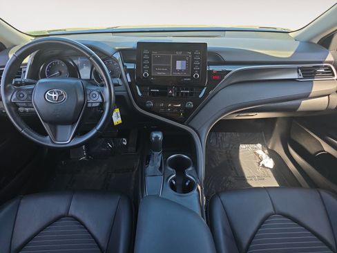 Certified 2021 Toyota Camry SE w/ Carpet Mat Package (TMS) image 10