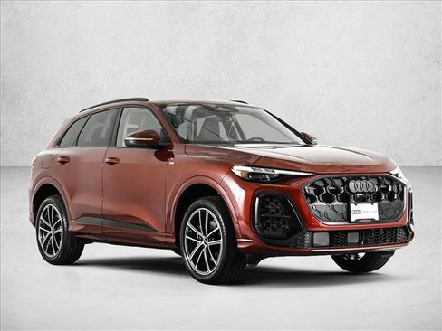New 2026 Audi Q5 Premium Plus AWD/4WD image 3