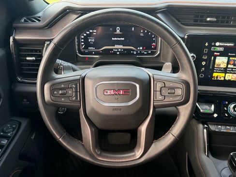 Used 2025 GMC Sierra 1500 AT4 w/ AT4 Premium Package AWD/4WD image 33