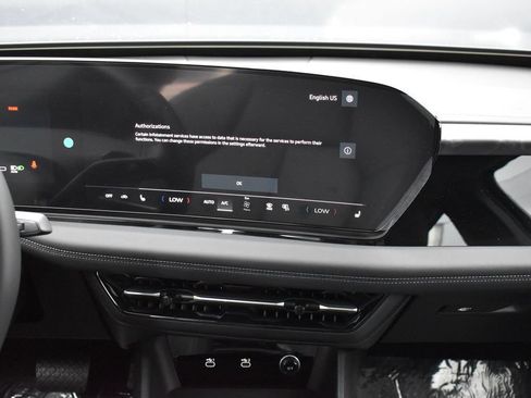New 2025 Audi A6 e-tron Premium AWD/4WD image 15