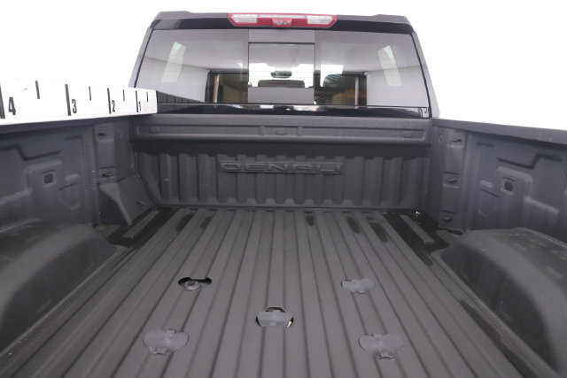 Used 2024 GMC Sierra 2500 Denali w/ Denali Reserve Package AWD/4WD image 31