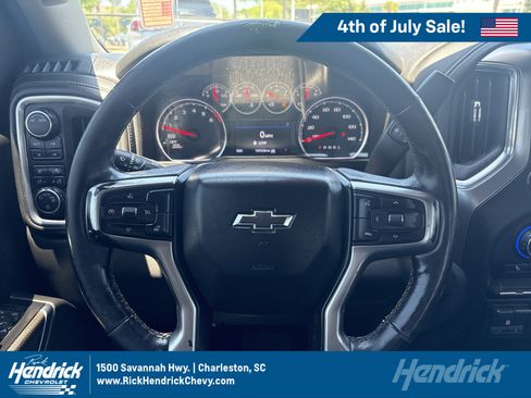 Used 2020 Chevrolet Silverado 1500 LT Trail Boss w/ Convenience Package AWD/4WD image 1