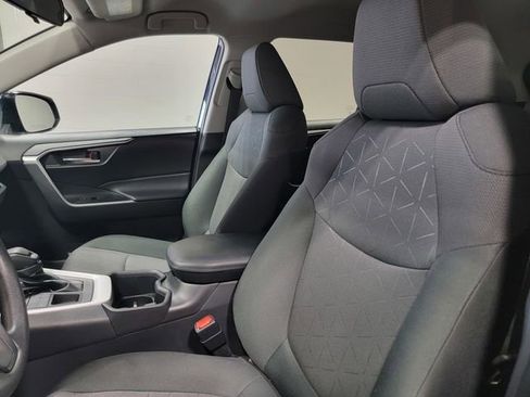 Used 2023 Toyota RAV4 XLE AWD/4WD image 12