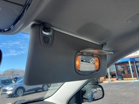 Used 2020 Jeep Cherokee Limited AWD/4WD image 38