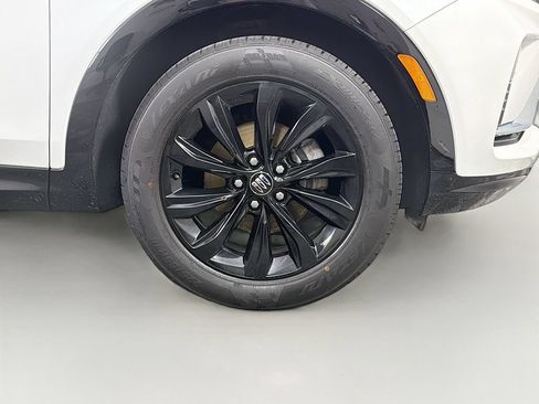 Used 2024 Buick Envista Sport Touring w/ Convenience I Package FWD image 30