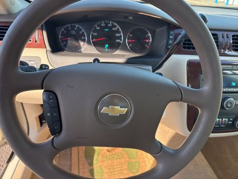 Used 2008 Chevrolet Impala LT image 17
