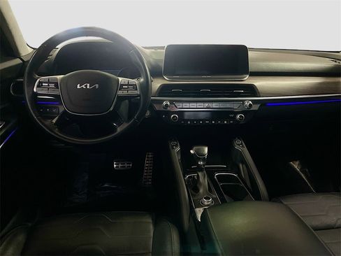 Used 2022 Kia Telluride SX w/ SX Prestige Package image 23