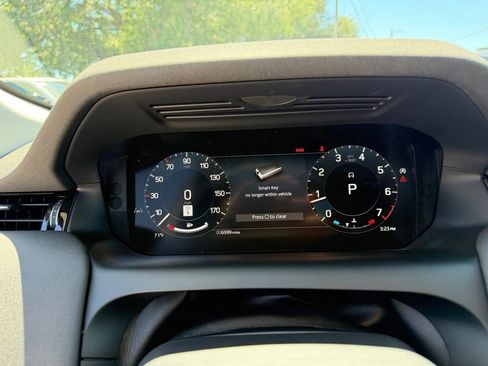 Used 2025 Land Rover Discovery Sport S AWD/4WD image 20