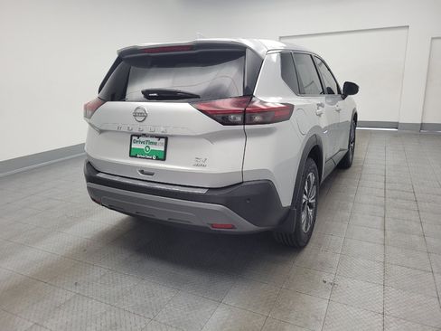 Used 2022 Nissan Rogue SV FWD image 7