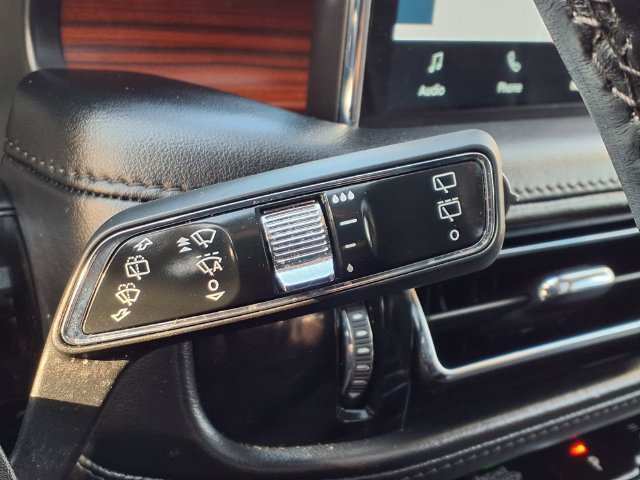 Certified 2022 Lincoln Nautilus Reserve w/ Luxury Package FWD image 18