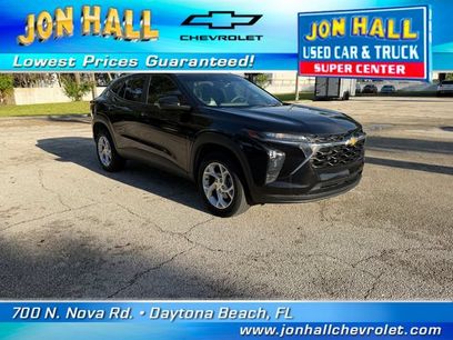 Used 2024 Chevrolet Trax LS w/ LS Convenience Package