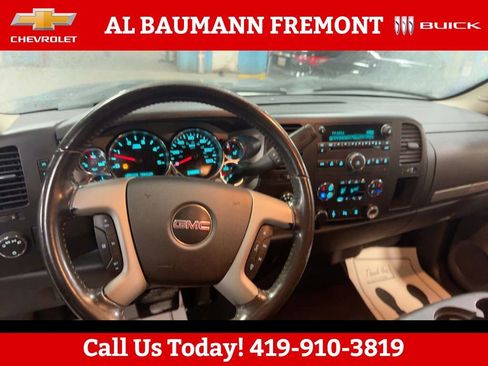 Used 2009 GMC Sierra 2500 SLE w/ Convenience Package image 6