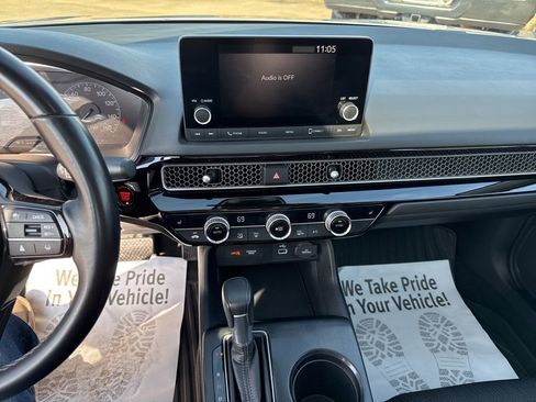 Used 2024 Honda Civic EX image 9