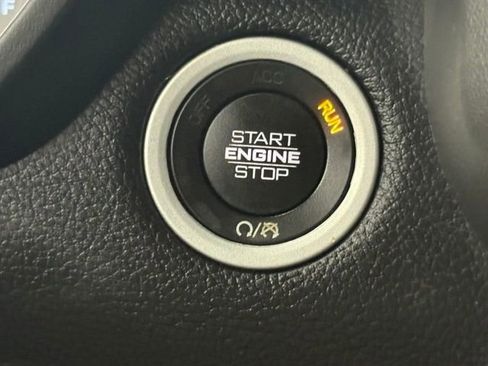 Used 2019 RAM 1500 Big Horn AWD/4WD image 24