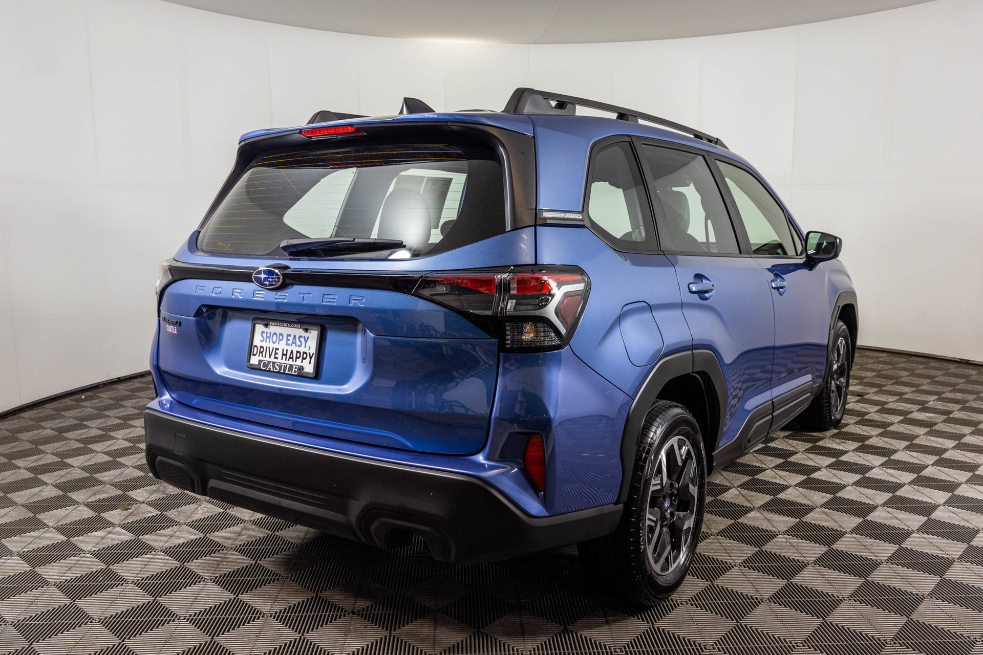 Used 2025 Subaru Forester AWD/4WD image 13