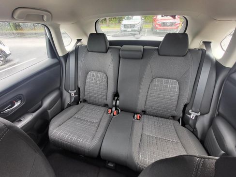 Certified 2024 Honda HR-V LX image 12