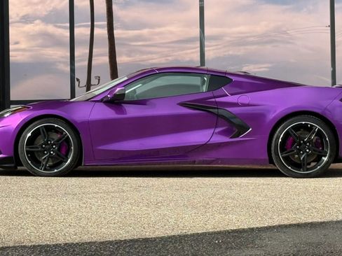 Used 2022 Chevrolet Corvette Stingray Premium Cpe w/ Z51 Performance Package RWD image 5