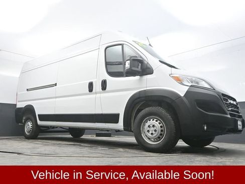 Used 2025 RAM ProMaster 2500 w/ Convenience Group image 31