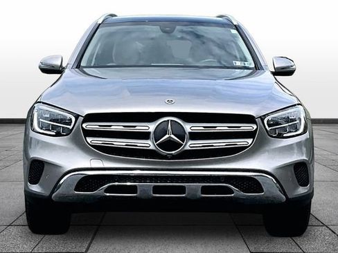 Used 2021 Mercedes-Benz GLC 300 4MATIC image 2