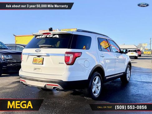 Used 2017 Ford Explorer XLT w/ Equipment Group 201A image 12