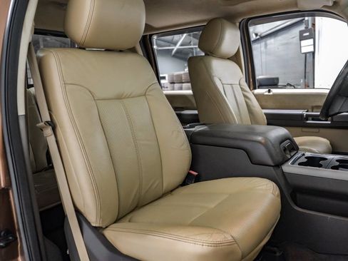 Used 2012 Ford F250 Lariat w/ Lariat Ultimate Pkg AWD/4WD image 30