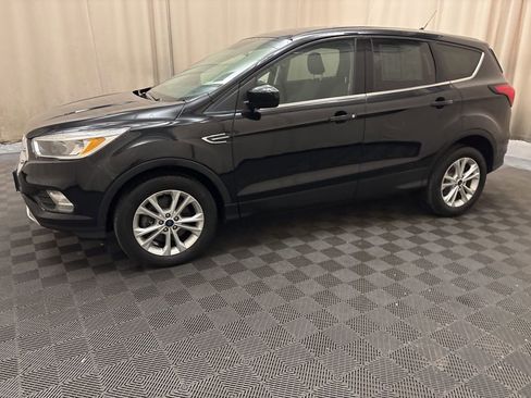 Used 2019 Ford Escape SE image 8