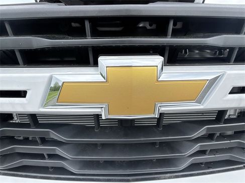 New 2025 Chevrolet Silverado 2500 Custom w/ Custom Value Package image 32