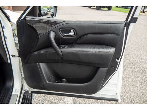 Used 2024 INFINITI QX80 Luxe w/ Cargo Package AWD/4WD image 17