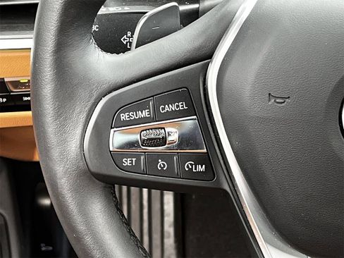 Used 2023 BMW 330i Sedan w/ Premium Package image 12