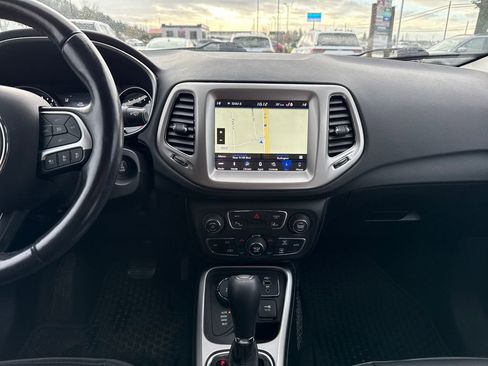 Used 2020 Jeep Compass Sport image 25