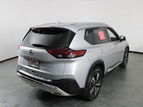 Certified 2021 Nissan Rogue Platinum FWD image 4
