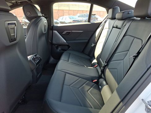 Certified 2025 BMW i5 xDrive40 w/ M Sport Package AWD/4WD image 10