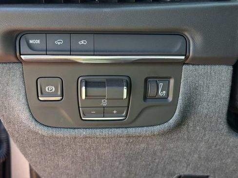 Used 2026 Cadillac Escalade Platinum Sport RWD image 27