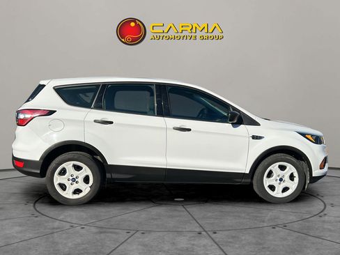 Used 2018 Ford Escape S image 9