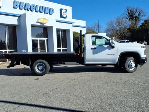 New 2024 Chevrolet Silverado 3500 W/T w/ WT Convenience Package image 3