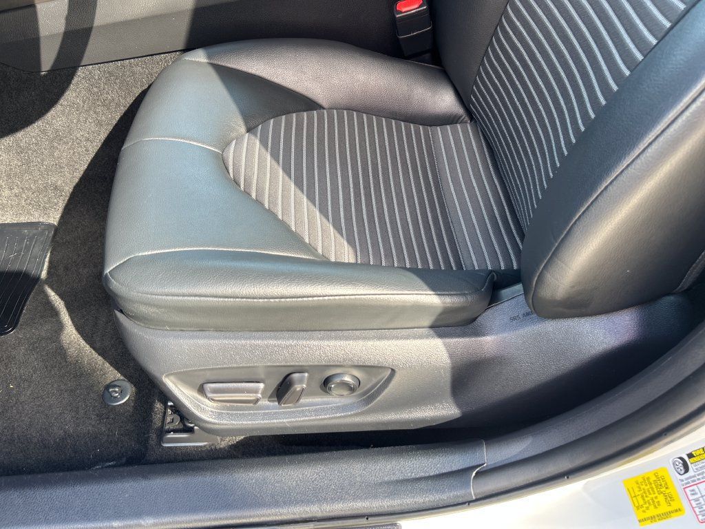 Certified 2024 Toyota Camry SE FWD image 29