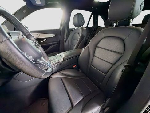 Certified 2022 Mercedes-Benz GLC 300 image 12