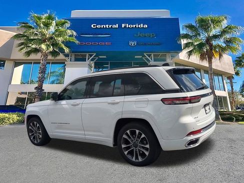 Certified 2025 Jeep Grand Cherokee Overland w/ Adv Protech Group III AWD/4WD image 7