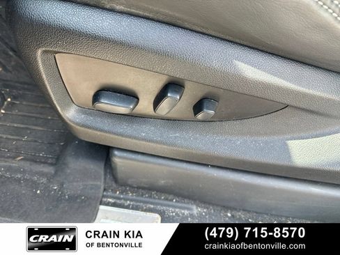 Used 2020 GMC Yukon Denali w/ Denali Premium Package AWD/4WD image 21