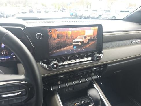 Used 2023 Chevrolet Colorado ZR2 w/ ZR2 Convenience Package III AWD/4WD image 27