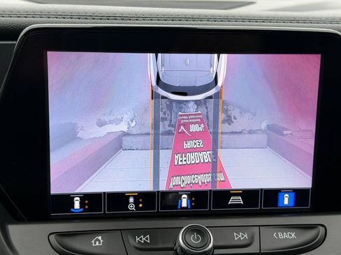 Used 2022 Chevrolet Blazer LT w/ Sound & Technology Package FWD image 59